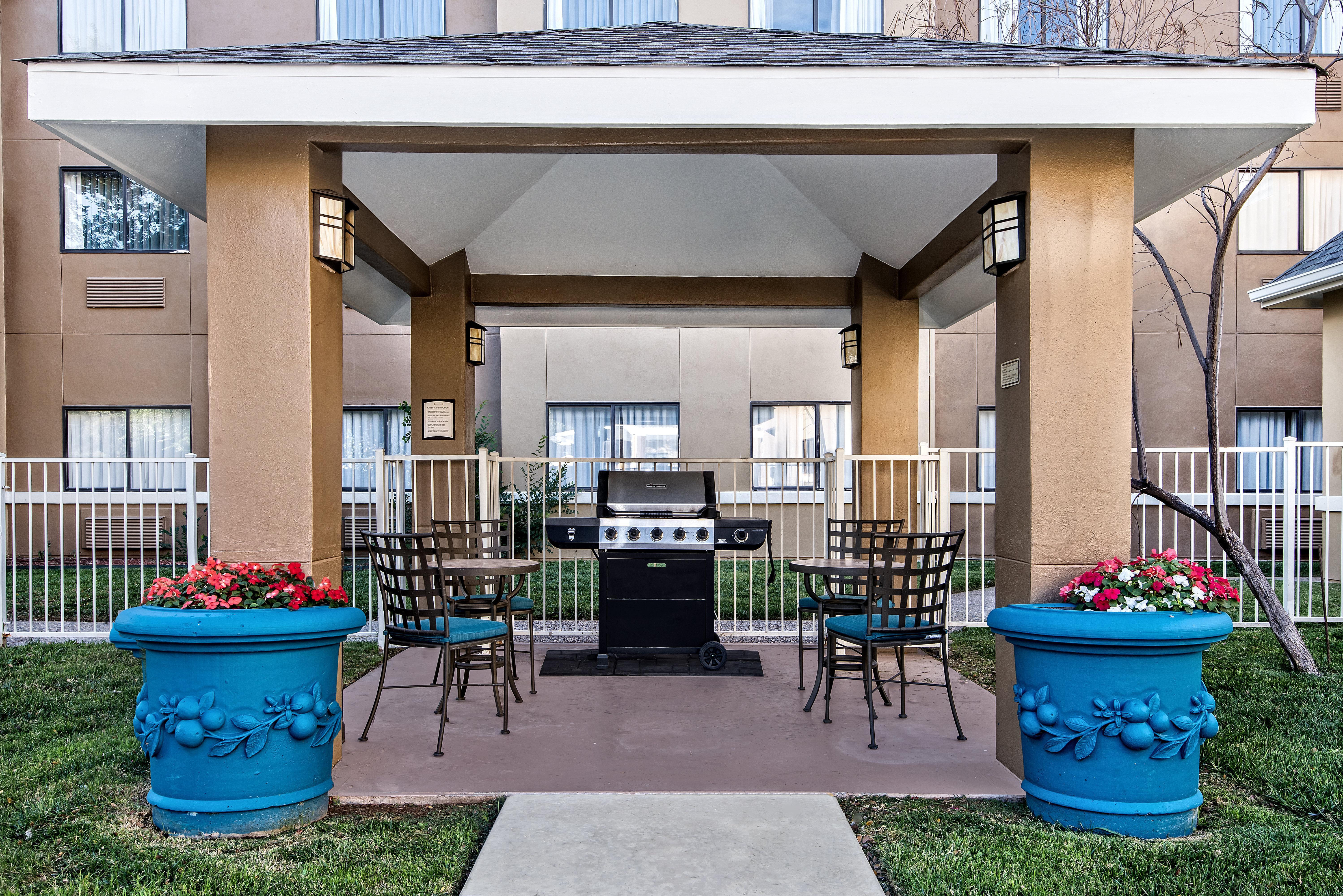 Staybridge Suites Lubbock-University Area By Ihg Экстерьер фото