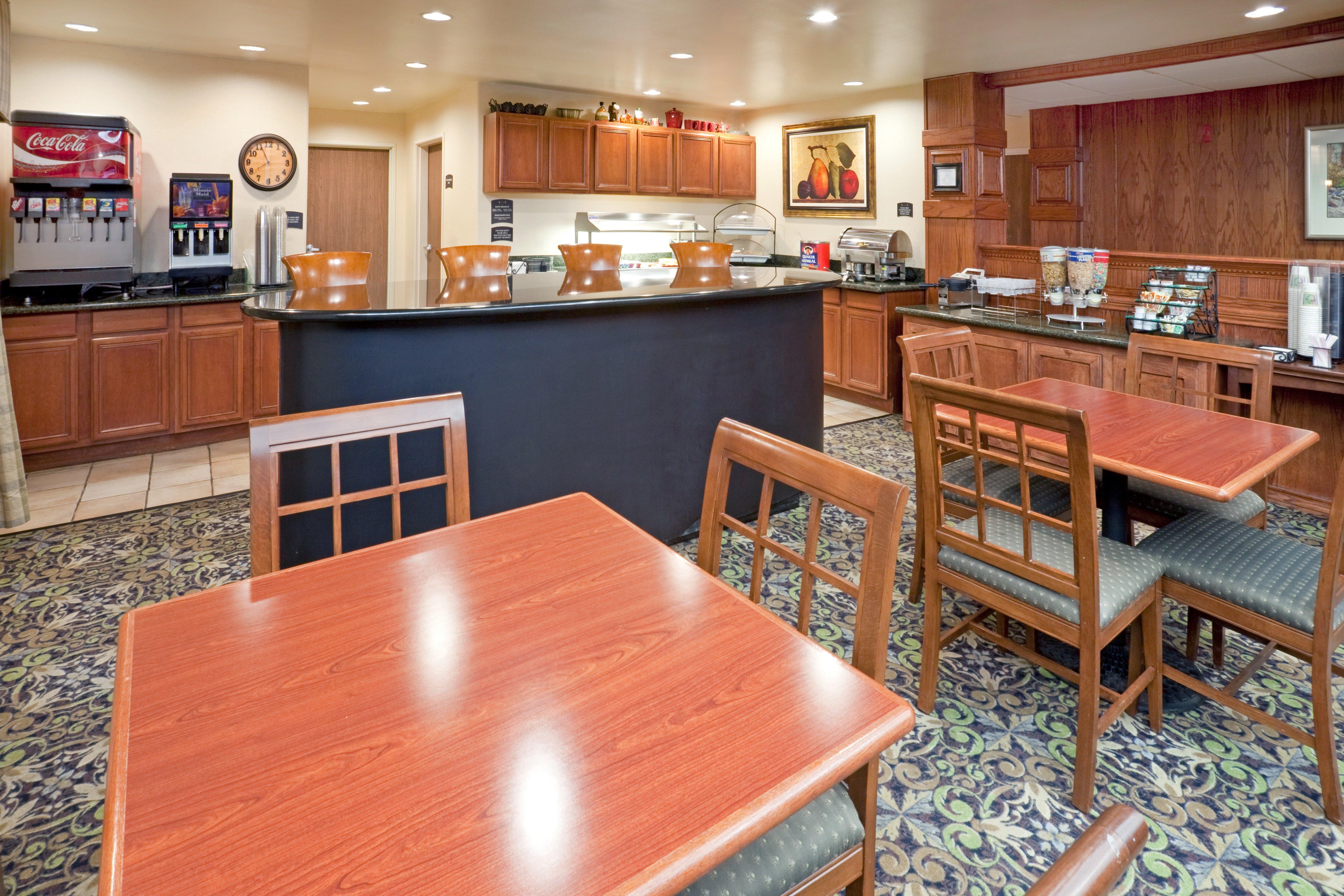 Staybridge Suites Lubbock-University Area By Ihg Экстерьер фото