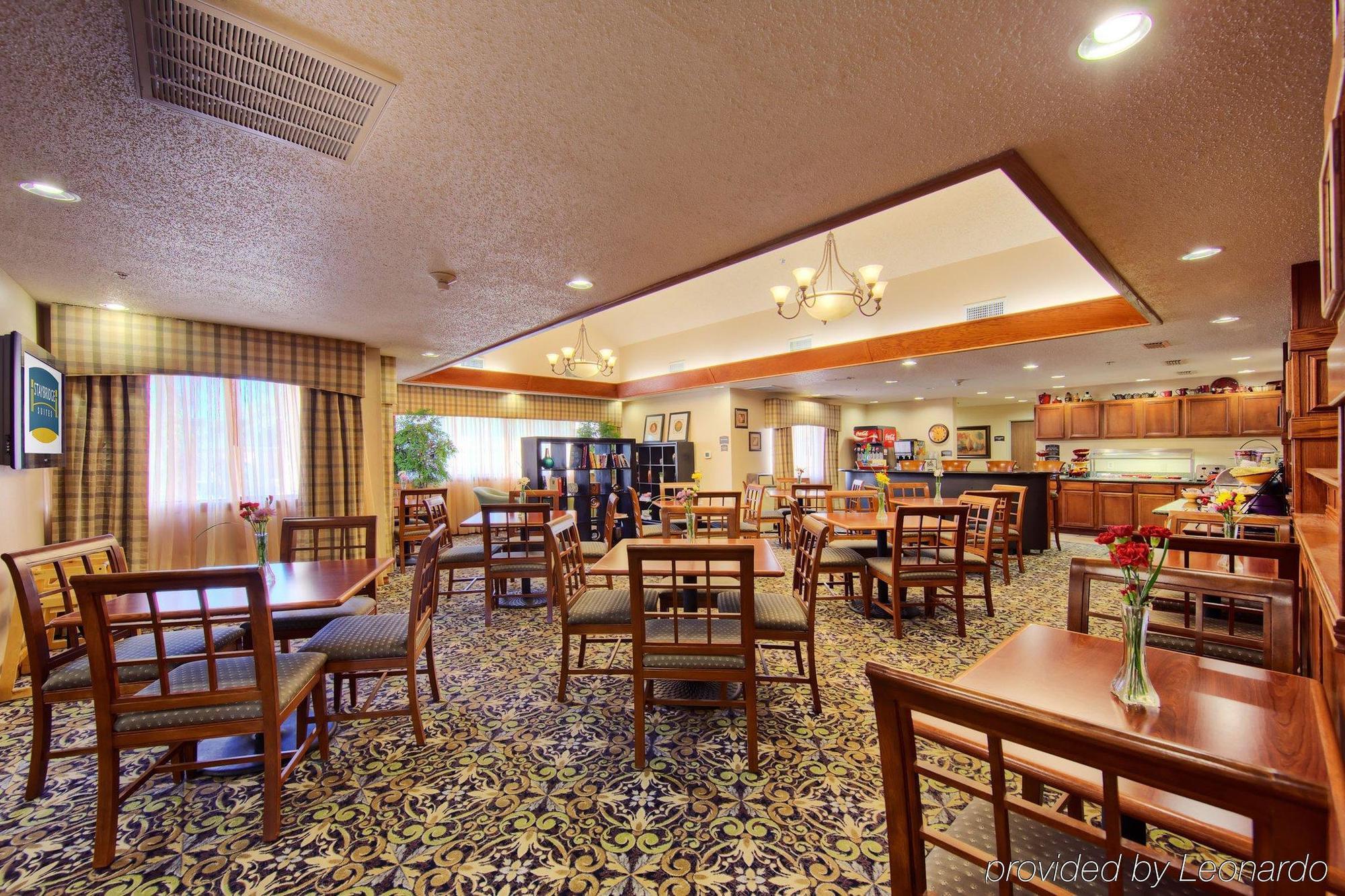 Staybridge Suites Lubbock-University Area By Ihg Экстерьер фото