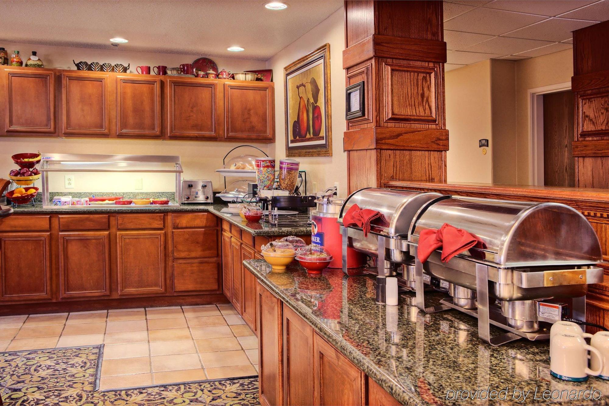 Staybridge Suites Lubbock-University Area By Ihg Экстерьер фото