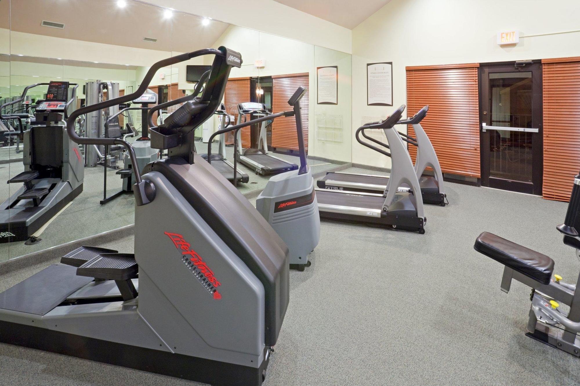 Staybridge Suites Lubbock-University Area By Ihg Экстерьер фото