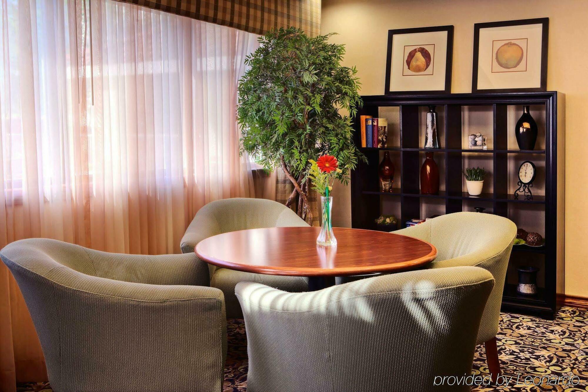 Staybridge Suites Lubbock-University Area By Ihg Экстерьер фото